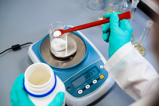 Pharmacist-Formulated Performance: How Clinical Precision Elevates Sports Supplements